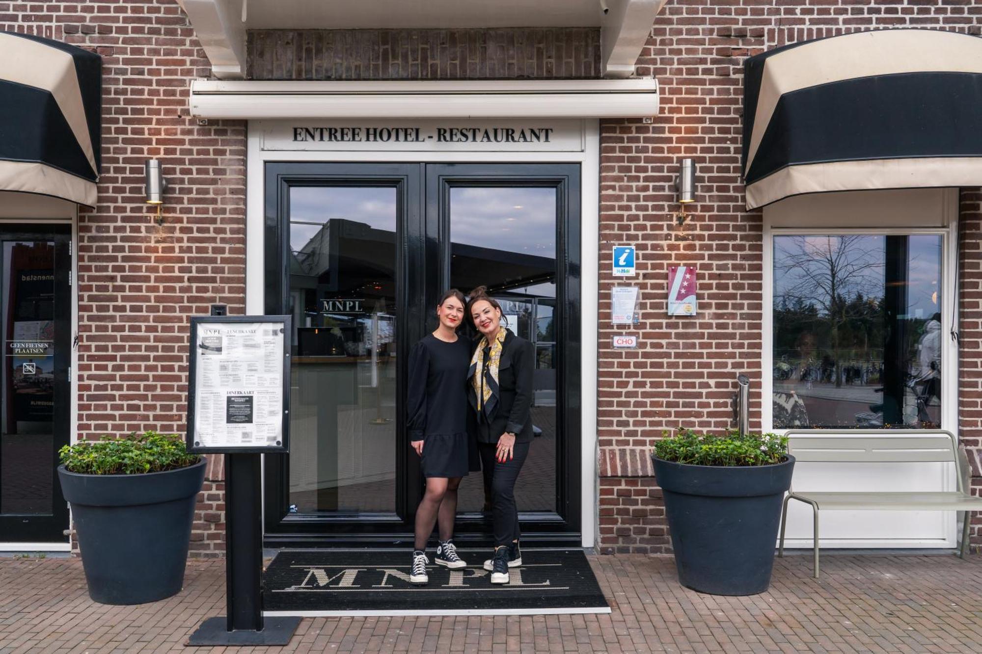 Restaurant & Hotel Monopole Harderwijk Eksteriør bilde